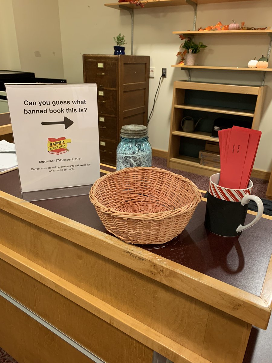 FALibrary's tweet photo. Happy #BannedBooksWeek! Stop by the library to check out our displays, guess which ban book is shredded, or fill out a banned books mad lib! @mcsdFA https://t.co/REkGW0EFn4