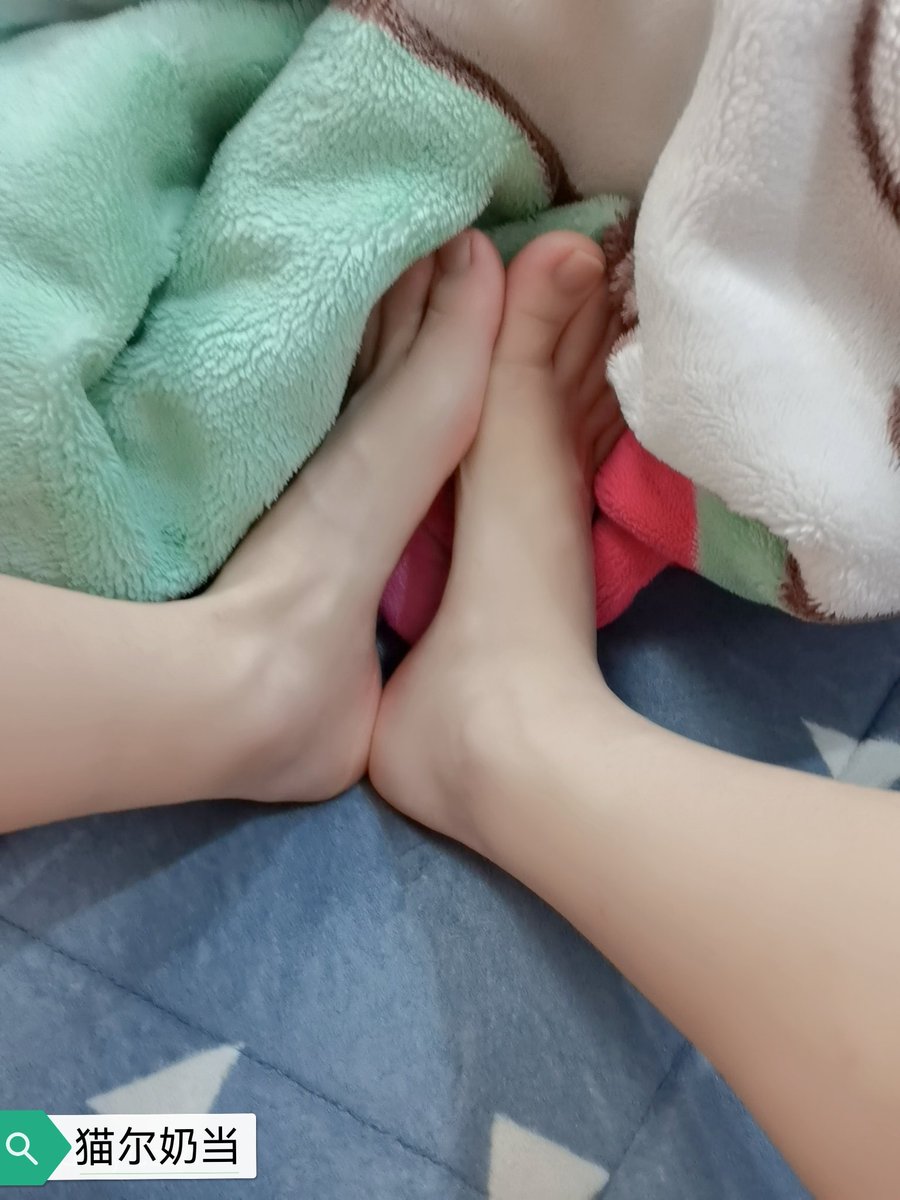 maoernaidang's tweet photo. 好久没更推了（上学忙）QwQ，哥哥要舔舔吗～踩脸上(๑òᆺó๑)
#正太 #攻受 #腐 #足 #学生  #gay #兽太控 https://t.co/kJKkv1aRnz