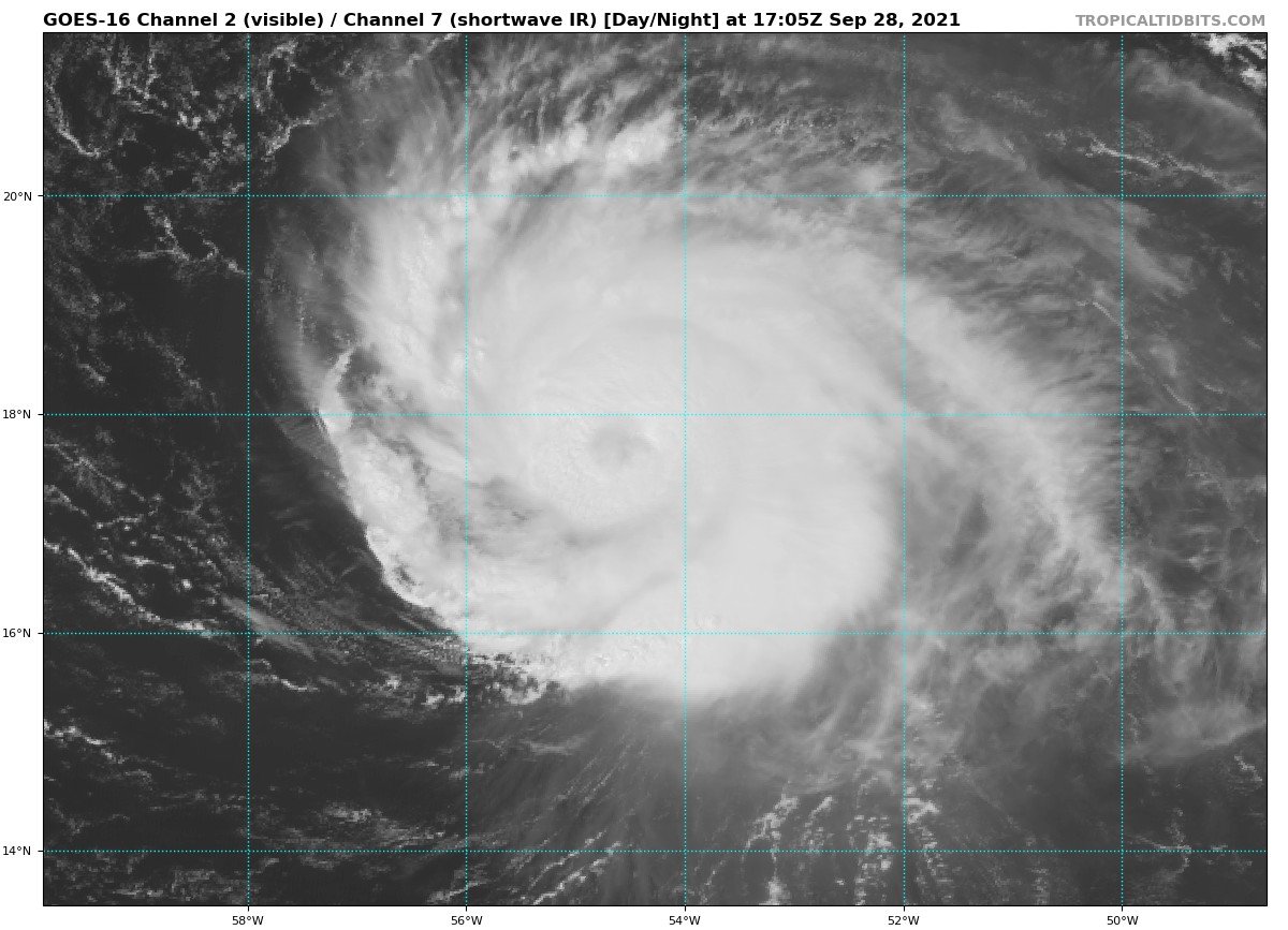 SammyMaggio's tweet photo. Okay, I'll make a @SkilletMusic reference.
I must confess that I feel like a monster. #MajorHurricaneSam #Sam #GOES16 https://t.co/5t0qUfr26C