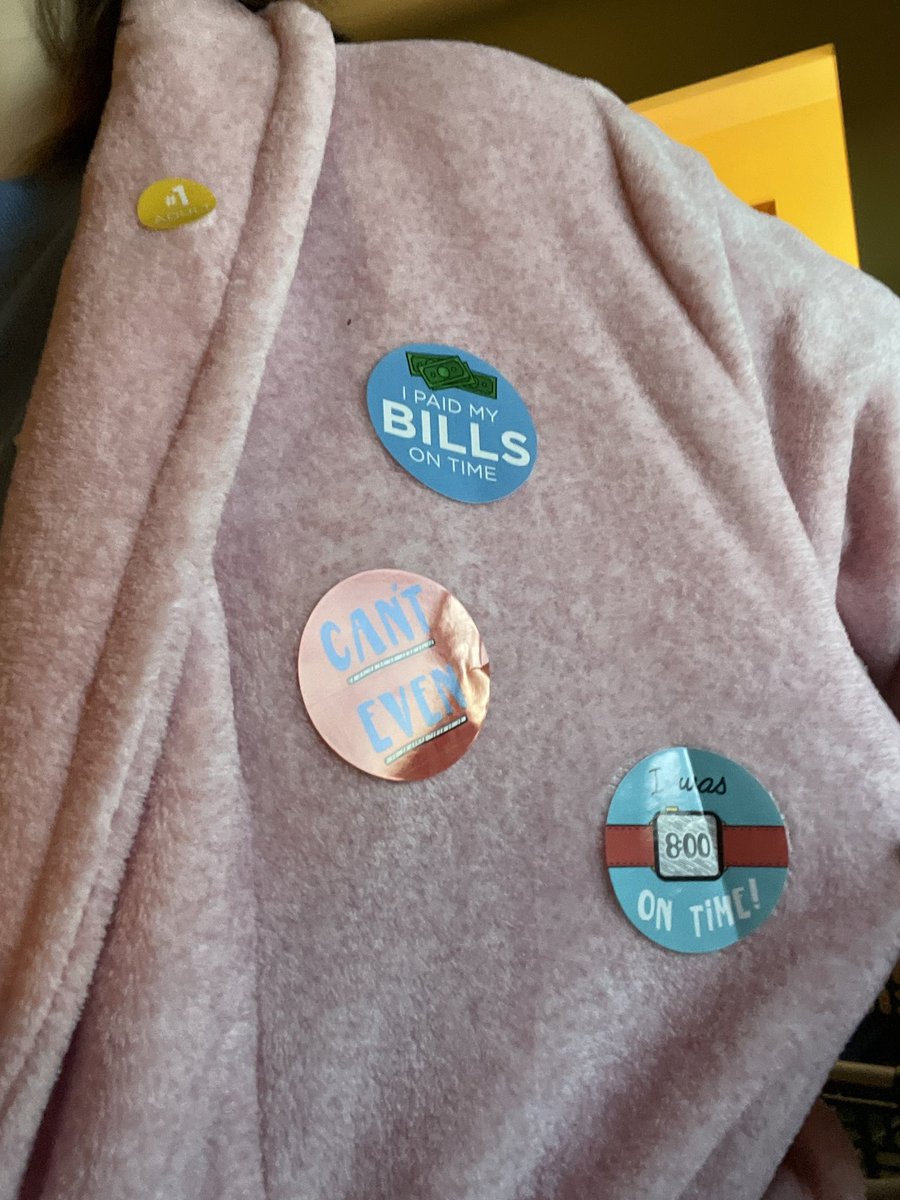 suburban parent day with <a href="/emilyballou17/">emily ballou</a> #BringbacktheThunder <a href="/AndrewStuCo/">VJA StuCo</a> <a href="/SukaloTracy/">Tracy Sukalo</a>