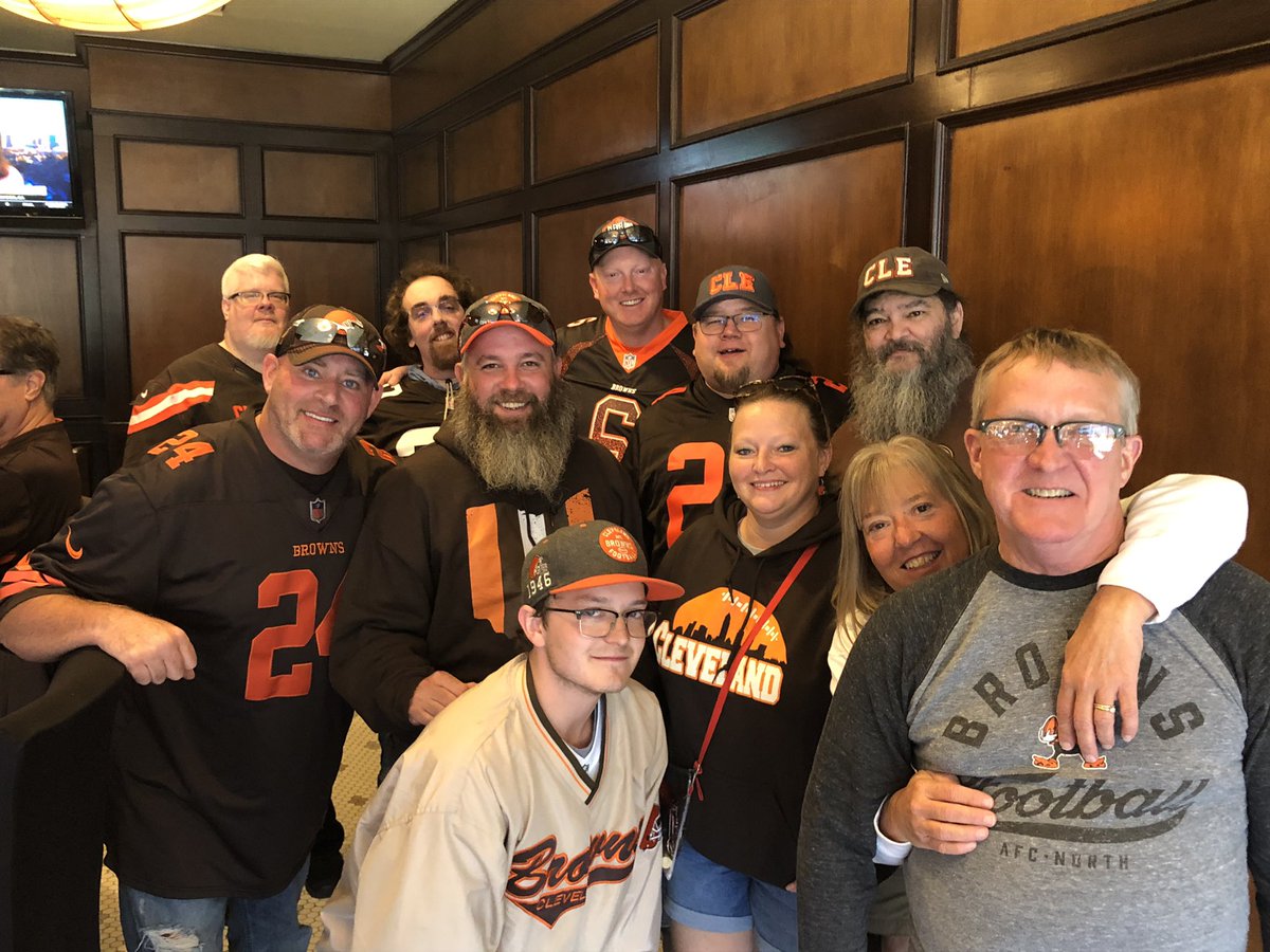 noluckneal's tweet photo. 376 miles and a 6 hour round trip to Cleveland every Sunday whether it’s 100° or -46° snowing with the wind chill. Didn’t miss a single game when the Browns went 1-15 and 0-16. Win or lose, we still booze. @MillerLite #MillerTimelessCollection #Contest https://t.co/YFGDexgnkl