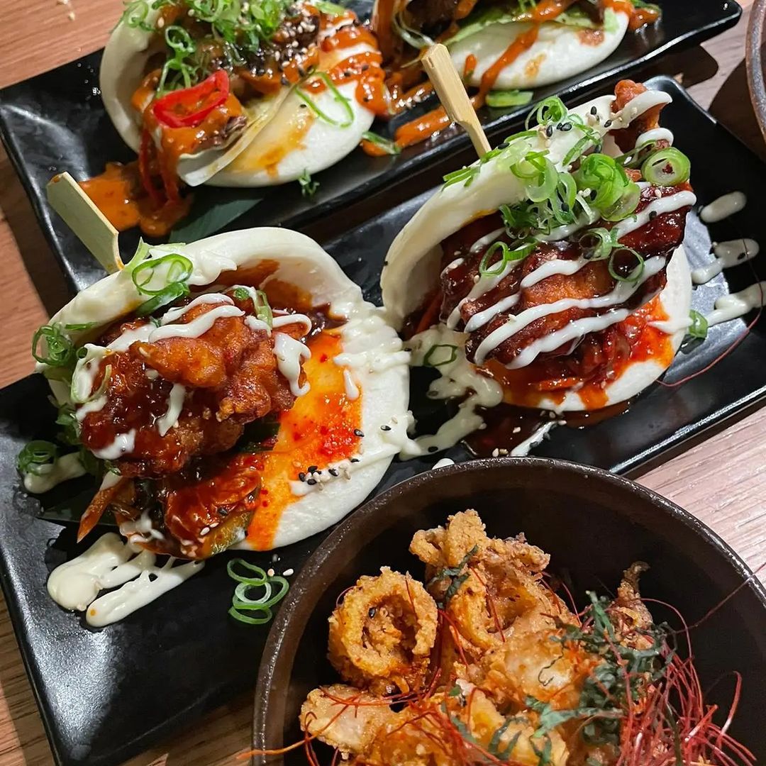 robatasoho's tweet photo. We know how to do a good spread here at ROBATA. Come and dine with us tonight for an unforgettable dining experience. 🔥 🔥 🥢 #robatasoho

📸: Shout to @halalfoodlady for this fantastic shot. https://t.co/Rl1rYrGXai