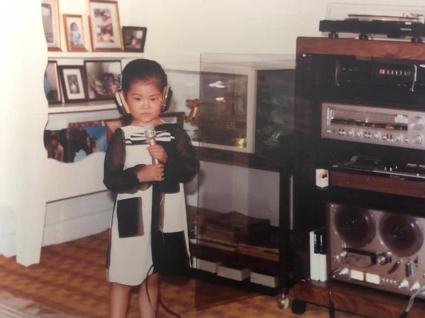 Chicago Artists Coalition is pleased to present Deep Cuts, a duo exhibition featuring new works by current HATCH 2021-2022 artists-in-residence Helen Lee and Nat Pyper, and curated by Joan Roach . 

The exhibition will have an opening day on Friday October 1, 2021 from 5-8pm.