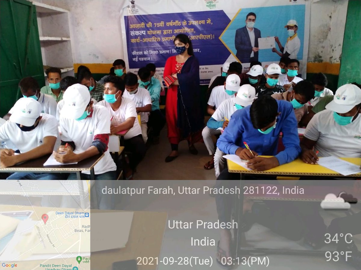 BloomingMulti's tweet photo. Few glimpses from Assessment day of #sankalp2021 #RPL training done by #Bloominglife for Astt Decorative Painter Job Role at Daulatpur Farah #Mathura #UttarPradesh 28Sept21
@UPSDMOfficial
 @PaintsnCoatings 
@MSDESkillIndia

#SkillWithPCSC #SkillIndia #MSDE #AzadiKaAmritMahotsav https://t.co/u2hf1wLJ77
