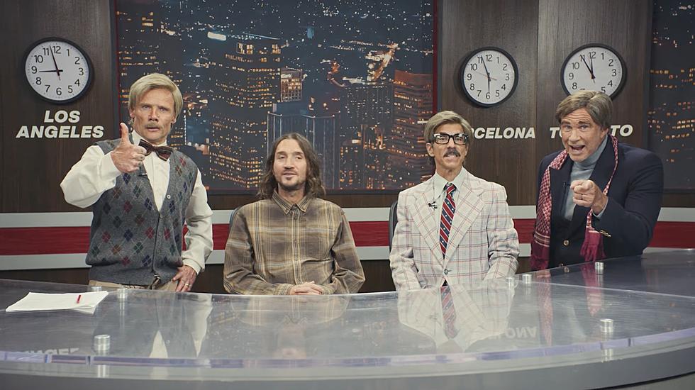 Red Hot Chili Peppers Announce 2022 Tour With Crazy New Video
audiojuju.com/chili-peppers-…
#RedHotChiliPeppers #AnthonyKiedis #Flea #JohnFrusciante #ChadSmith