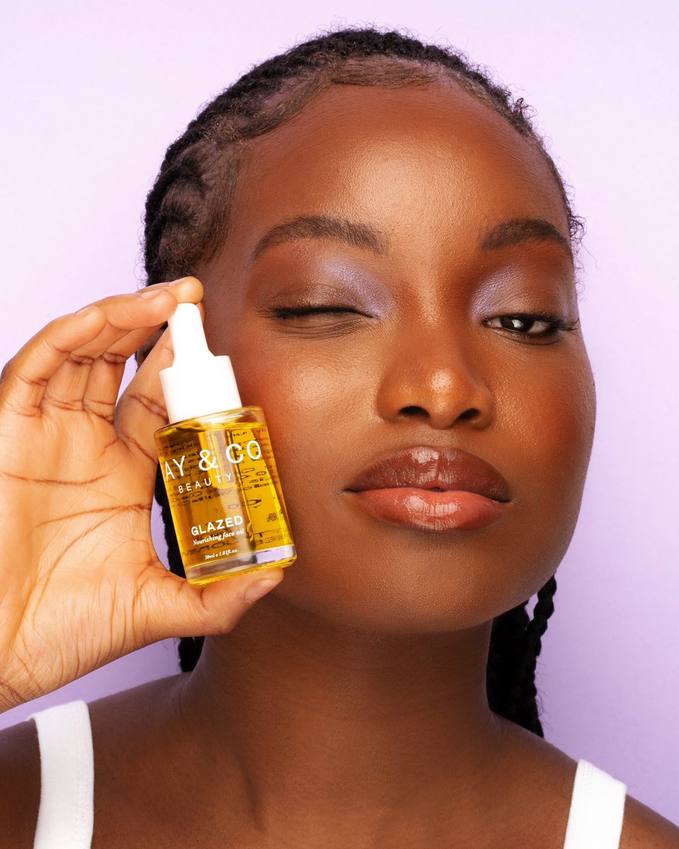 msyvonnejay's tweet photo. We have officially launched our first product! Glazed Facial Oil. Available to shop now!✨ https://t.co/ncE1DjtNyY