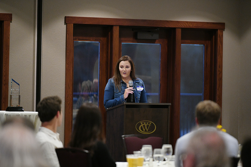altribunesports's tweet photo. 12 new members were inducted into the Albert Lea Athletic Hall of Fame this weekend (more photos from the event online) — 
https://t.co/hRr3LPi59A https://t.co/bsfXWkKyiz