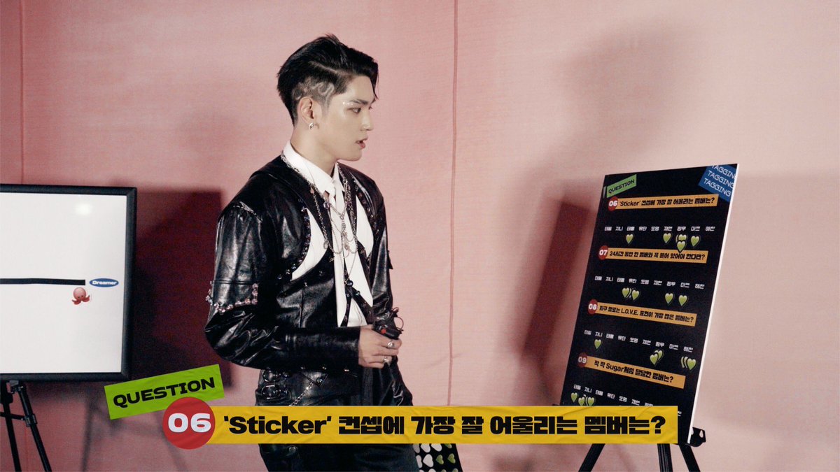 Fan_JungwooFr's tweet photo. [VIDEO | 28092021] 

Les membres de NCT 127 ont sorti une nouvelle vidéo; "Sticker Q&amp;A : Stick to it!". Voici le lien pour regarder cette dernière, avec les sous-titres en anglais. 💚

🎬 https://t.co/EvdvF6pjJJ$

#StickerQnA #Stick_to_it #NCT127

#Kimi
Cr : NCT 127 https://t.co/2mKatQ6LeE