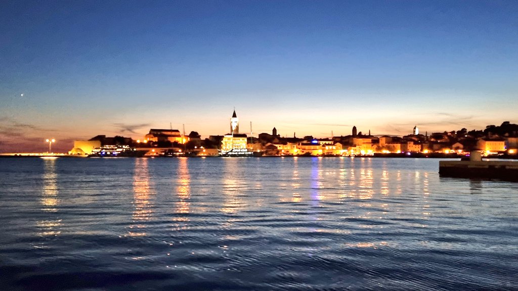 barjanski's tweet photo. Rab. #somefilter https://t.co/eHbSqb5Rjg