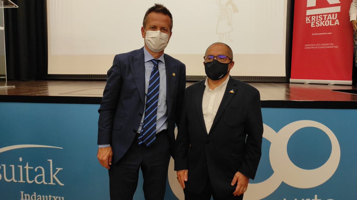 2021-2022 Ikasturte Hasiera ekitaldia ospatu dugu gaurkoan. 

Diego Bandek, #KristauEskola-ko presidenteak, bi gai izan ditu ardatz bere hitzaldian: pandemia osteko aroa eta itun eredua.