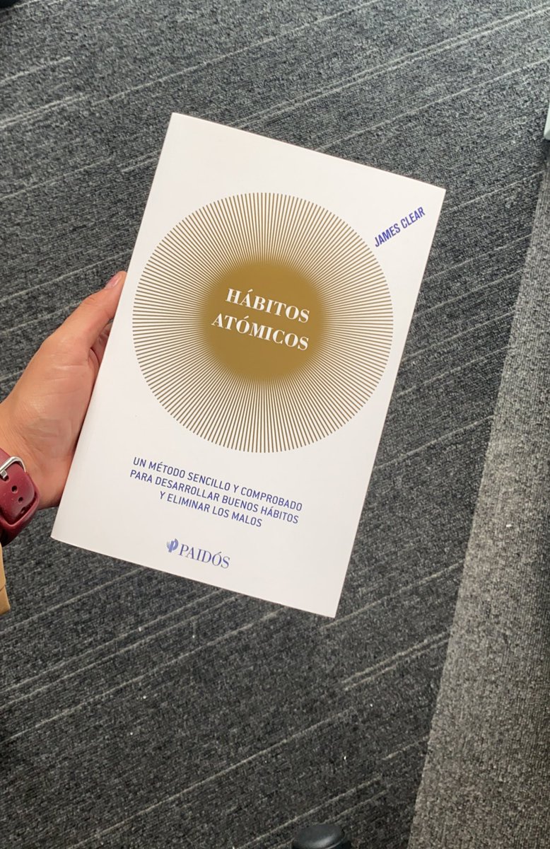 Gaby Martinez Sánchez Carrillo (@gabrielamsc1) on Twitter photo “La más efectiva forma de cambiar tus hábitos no es concentrarte en lo que quieres conseguir, sino en lo que quieres convertirte. Tus comportamientos reflejan tu identidad”
#AtomicHabits #libro <a href="/JamesClear/">James Clear</a> #FelizMartes “La más efectiva forma de cambiar tus hábitos no es concentrarte en lo que quieres conseguir, sino en lo que quieres convertirte. Tus comportamientos reflejan tu identidad”
#AtomicHabits #libro <a href="/JamesClear/">James Clear</a> #FelizMartes