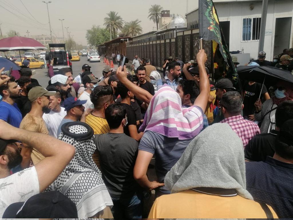 #الكاظمي_انصف_عقود_تعليم315
اسمع من المظلوم ولا تسمع الحاشيه مالتك