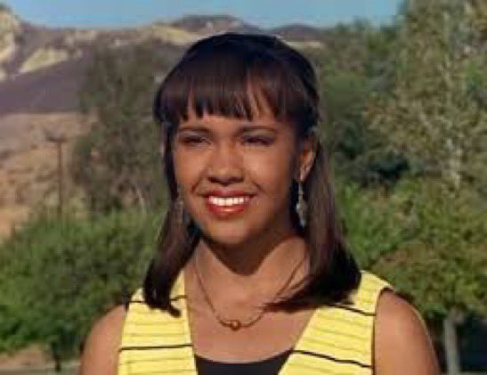 Happy 46th Birthday to Karan Ashley who played Aisha Campbell/MMPR Yellow in Mighty Morphin Power Rangers! 