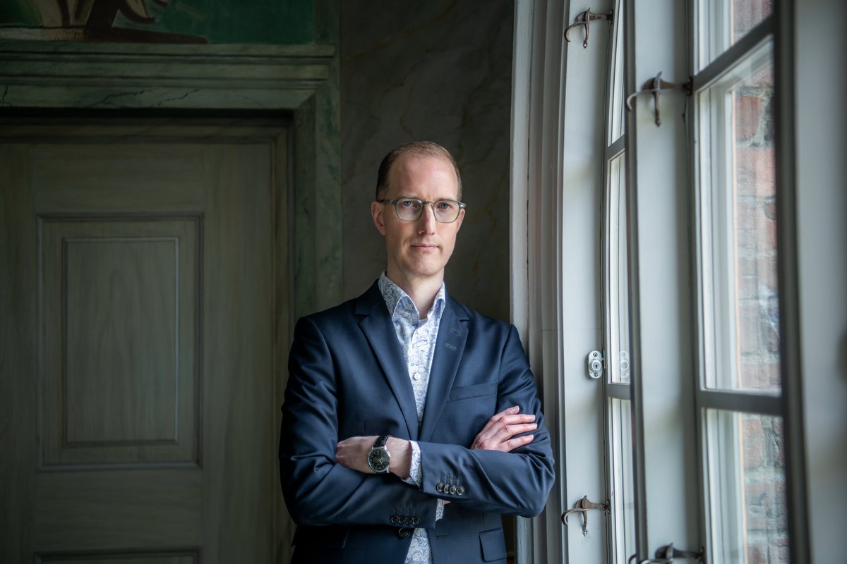 janjoensson's tweet photo. Det är ovärdigt hur pojken Tim, som varit omhändertagen o bott i sin svenska fosterfamilj i 3 år, nu riskerar att utvisas till Nigeria. Utlänningslagen kan inte övertrumfa LVU. Regeringen måste ändra lagen - för barnens bästa #svpol #barnafrid @JunoBlom
 https://t.co/u46RADMJhc https://t.co/Kw2IRPYb6r