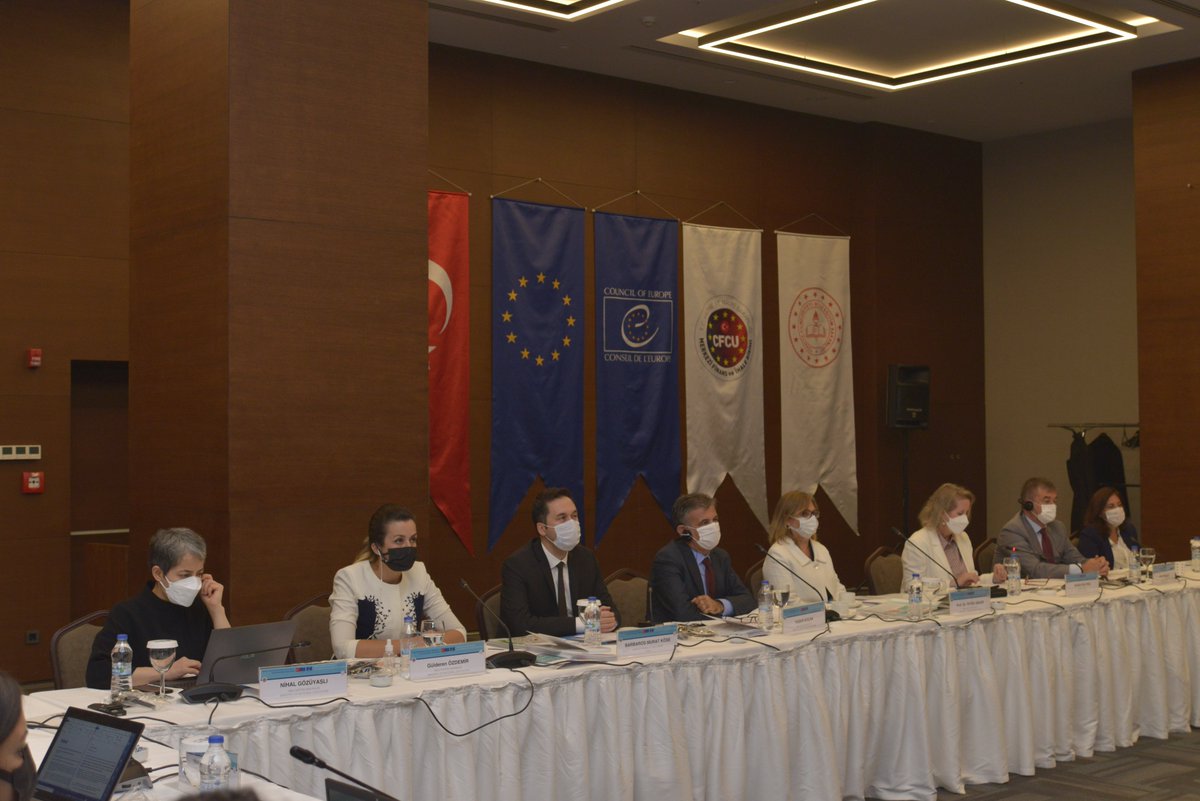 ProjeDemokrasi's tweet photo. "Demokratik bir okul, demokratik bir toplum daha iyi bir gelecek" vizyonu ile pilot uygulama açılışımızı Bakan Yardımcımız Sayın Prof. Dr. Petek Aşkar'ın katılımıyla gerçekleştirdik.

@tcmeb
@coe
@cfcuturkey
@EUDelegationTur
@ABBaskanligi

#ortakgeleceğimiz
#ipatemelhaklar https://t.co/xTZtbBaQaz