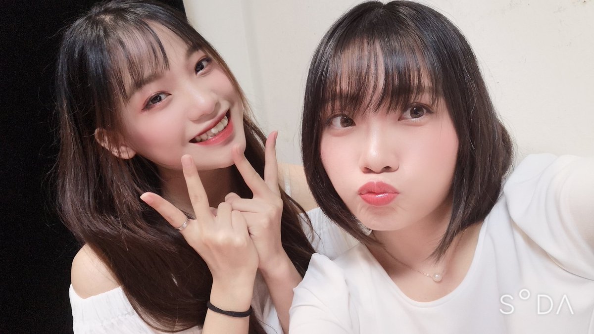 Polaris_Shiki's tweet image. 私の妹、ひかりちゃんが本当に可愛い😚
私はもう年取って居る😭
でもアイドルをやめる勇気がありません。
なぜかというと、ポラリスが大好きだから、ファンの皆も大好きだから。
#PolarisIdolGroup #shiki_polaris