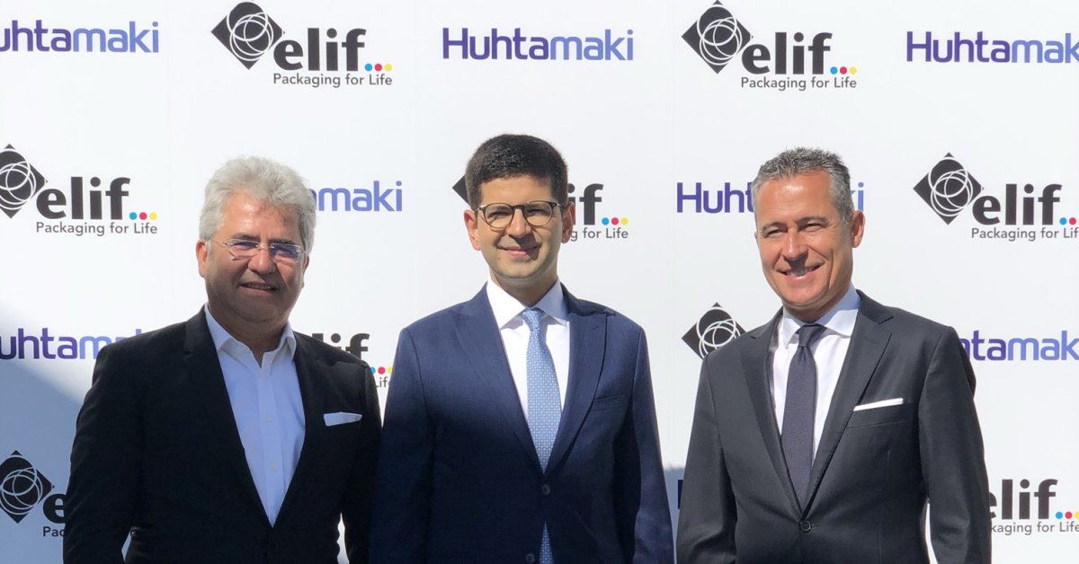 HuhtamakiGroup's tweet photo. President Investment Office of the Presidency of the Republic of Turkey Burak Daǧlioǧlu, Elif Group CEO Selçuk Yarangűmelioğlu and Huhtamaki CEO and President Charles Héaulmé celebrate Huhtamaki’s acquisition of Elif and discuss the role of packaging in  #circulareconomy. https://t.co/Jyh11AJrKn