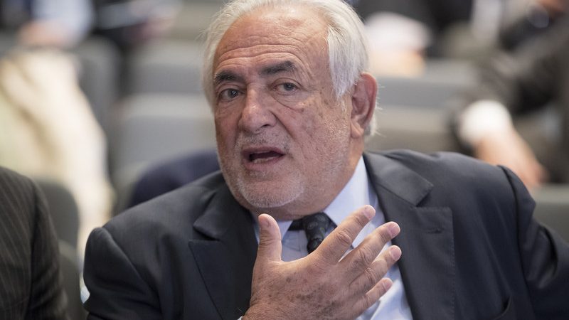 zorancicak's tweet photo. Štros-Kan: savetovao vladu Južnog Sudana; osnovao investicioni fond sa izraelskim partnerom koji se posle ubio pod čudnim okolnostima; zbog nedostatka dokaza oslobođen optužbi za pokušaj silovanja u Lilu; savetovao Rosnjeft; bio posmatrač na izborima za Dumu 2021.
#malacvecara https://t.co/qDRnD4tWGN