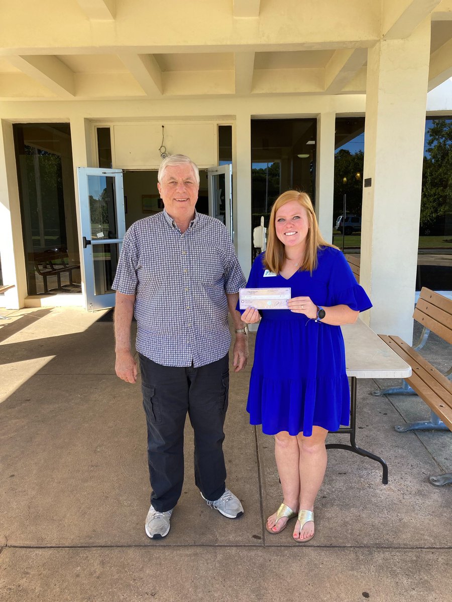 athensymca's tweet photo. We are so grateful that the Athens Area Service Club recently made a contribution to our youth financial assistance program!! Many families in our community are in need of assistance to keep their children safe, active and engaged after school. Thank you for helping us make… https://t.co/6NRlUNK8xK
