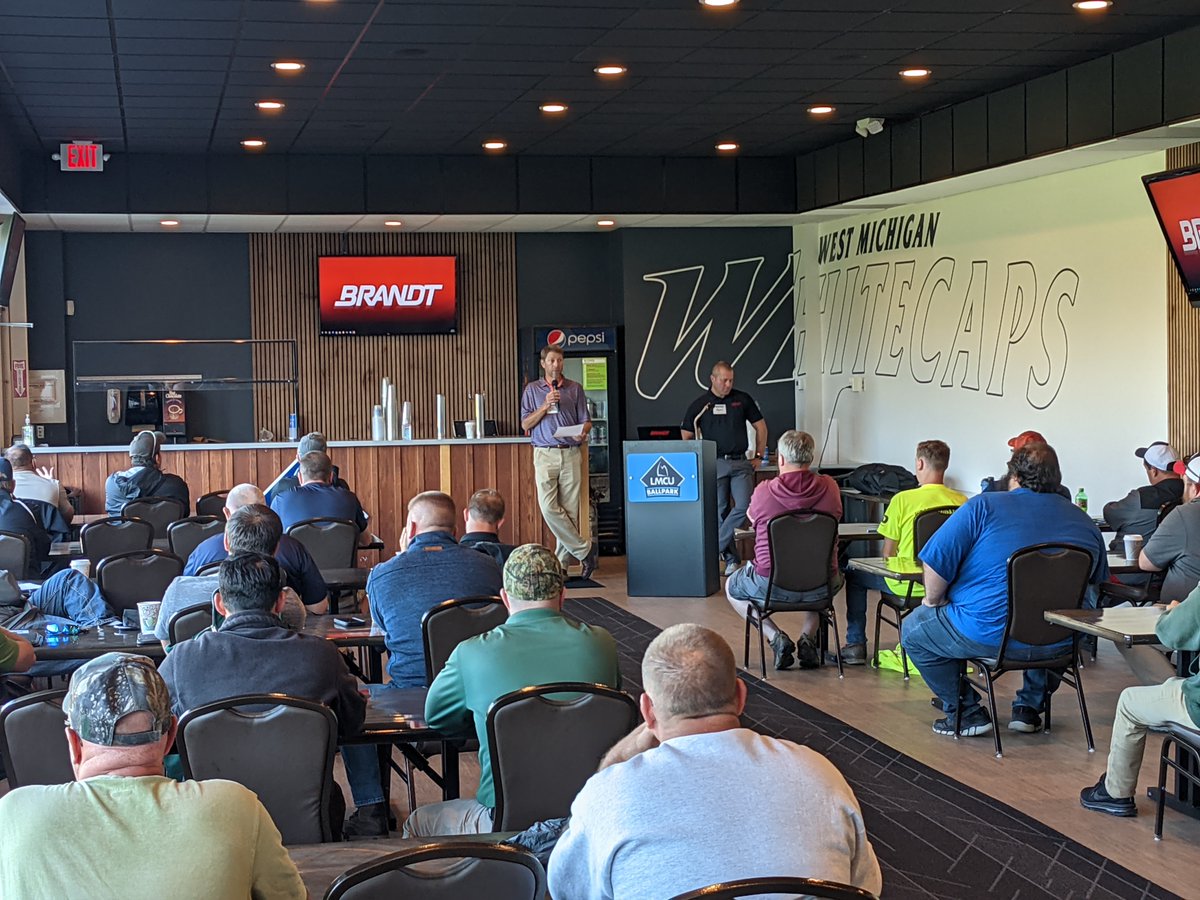 MichiganSFMA's tweet photo. Good morning @LMCUBallpark! More than 50 on hand for the Fall Field Day with our host @mitchhootie01. Thank you to our Industry Partners for making this day happen. Want info on future meetings? Join MiSTMA for FREE here: https://t.co/kyR7I96KXY https://t.co/pExtZOeCO4