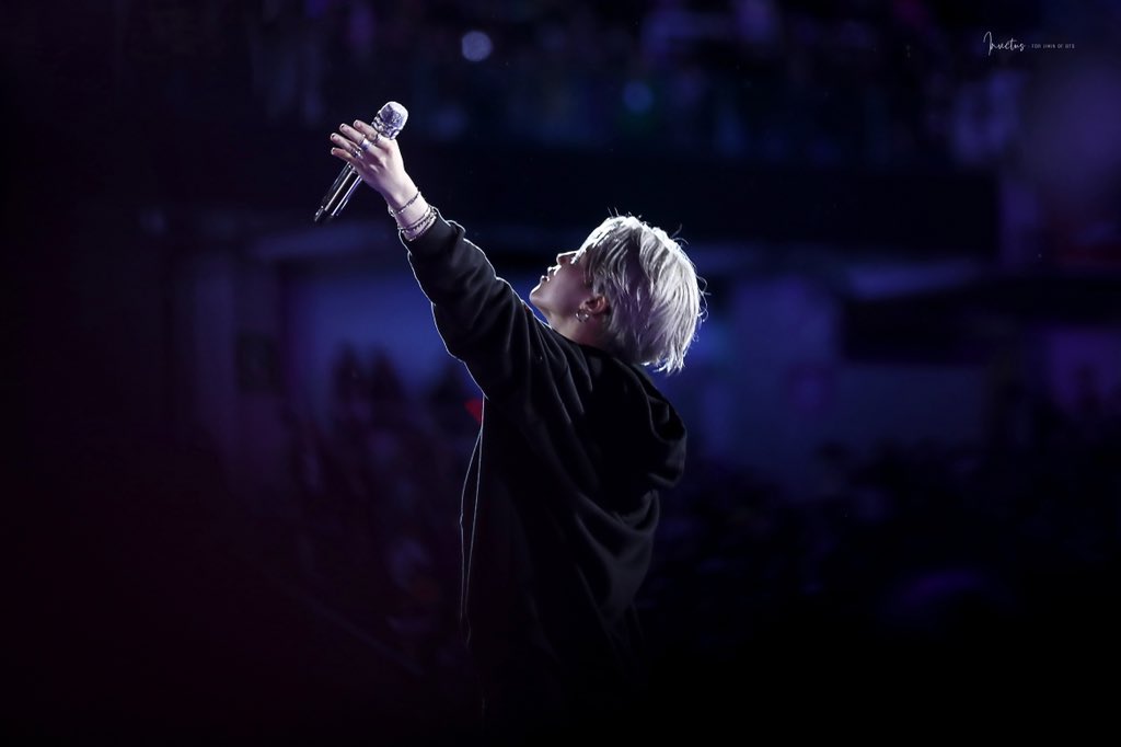 Invictus1013's tweet photo. JIMINFEST 2021 🥳
D-15 Jimin looking at ARMY during concerts is one of my fav things to capture. He’s always filled with so much love &amp; happiness 💛
#JIMIN #지민 #BTS #방탄소년단 
#JIMINFEST2021 @BTS_twt https://t.co/i2cyJcJicH
