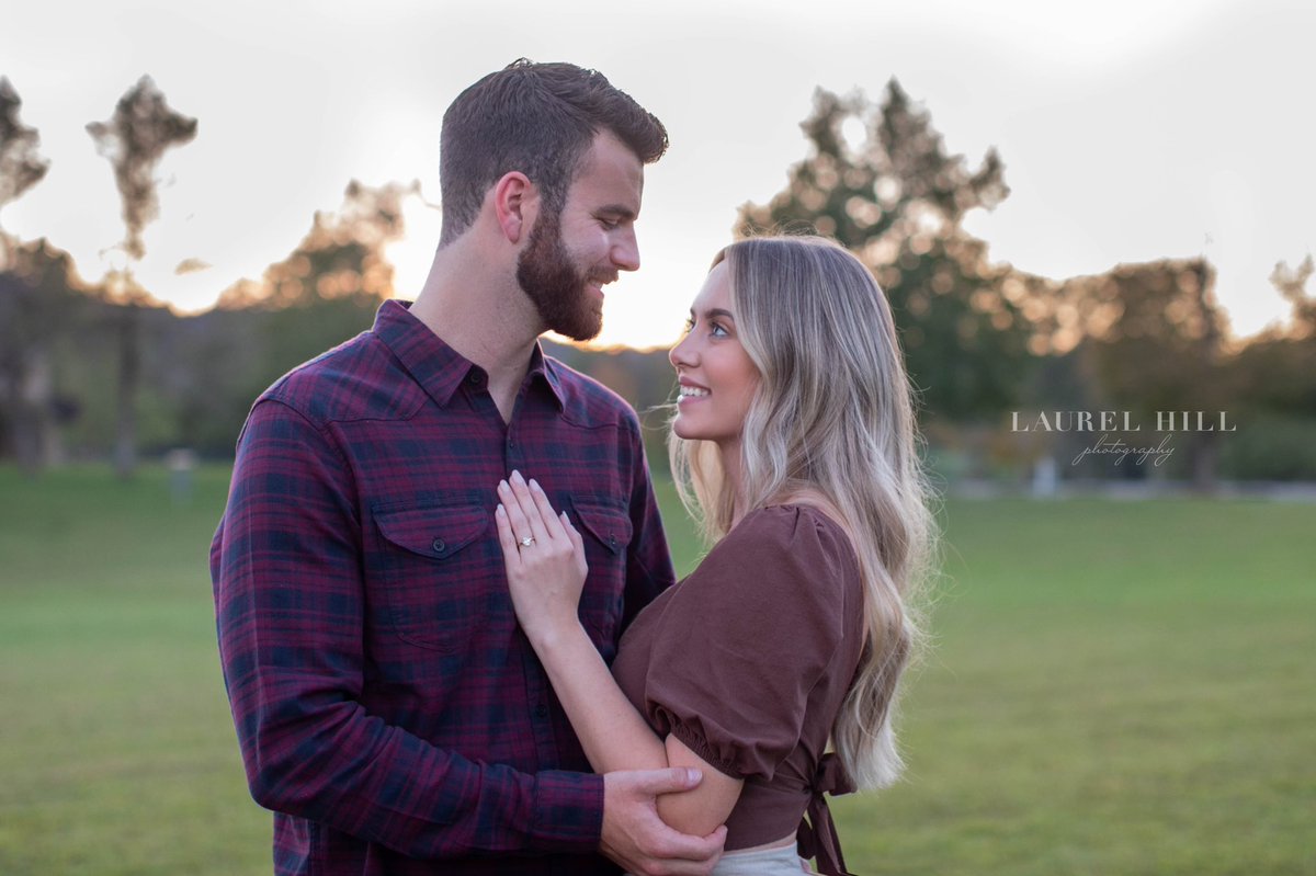 _oliversmom's tweet photo. We’re Engaged! Shout out to @CUCoachHoward for the perfect engagement 🤍 https://t.co/1gUywmDxKT