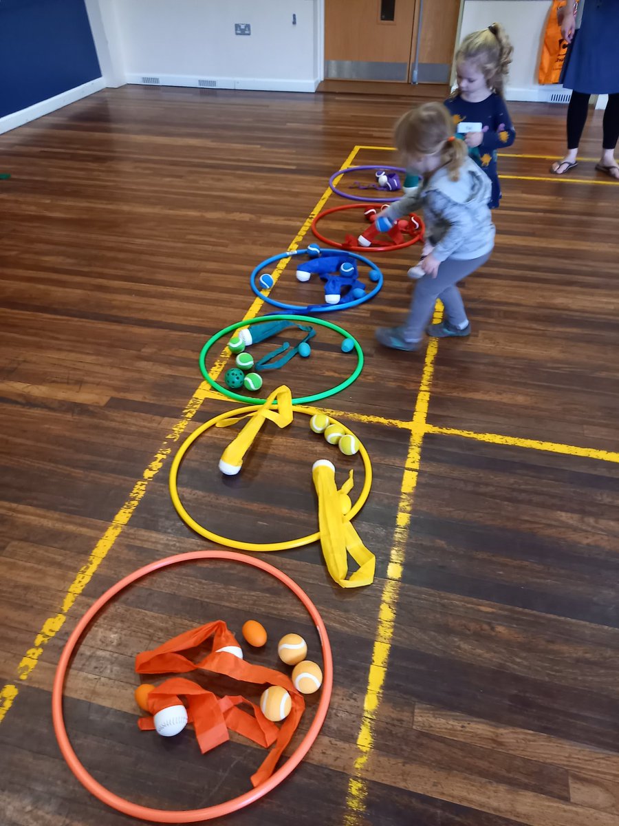 Another totally Roaaaarsome morning!!! Well done Wootton Totz 🦖🦕👏

I was very impressed by your colour sorting today, you did a fantastic job 😃👍❤💛💚💙🧡💜

Don't forget to book your early bird spot onto next term 👍😀 
P.S. Emails may have gone into junk inbox 🤦‍♀️ 📥 😊