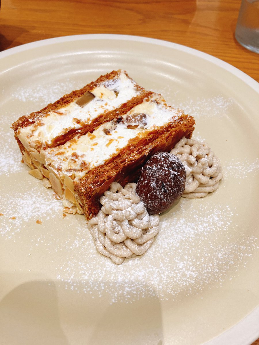 キハチのマロンパイは既食でございます 地獄先生う め ただ 栗味よりクリー ヤドカリさんのイラスト