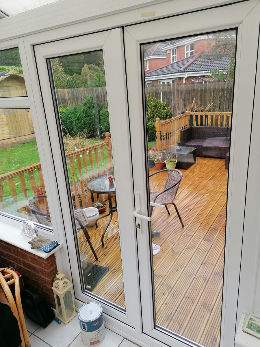 MistfreeW's tweet photo. A patio door swap we completed for a customer today. Out with the old, misted unit and in with a brand new, crystal clear one.

If we can help you, get in touch - contact@mistfreewindows.org

@ShitChester @cheshandbooks  #chestertweets #chester #mistfree https://t.co/uh2TUKaGo1
