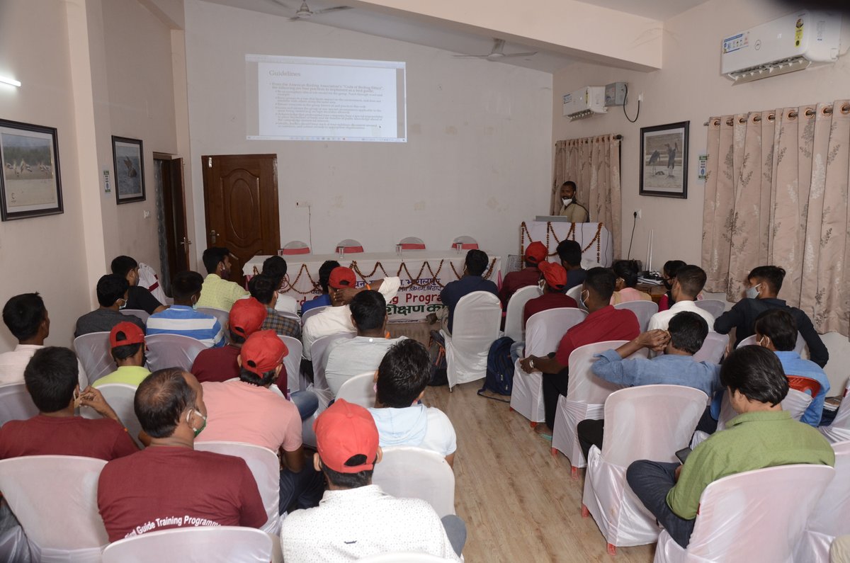 vgds_dolphin's tweet photo. Day 16: Bird Guide Development Programme participants experienced module on different Birding Ethics and Safety. @DEFCCOfficial @moefcc @DipakKrIAS #vgds #wildlife @ifs_bharat #naturelovers #forest @IndiAves @IndiAves @Team_eBird @TourismBiharGov @officecmbihar https://t.co/EzYjbIrvV2