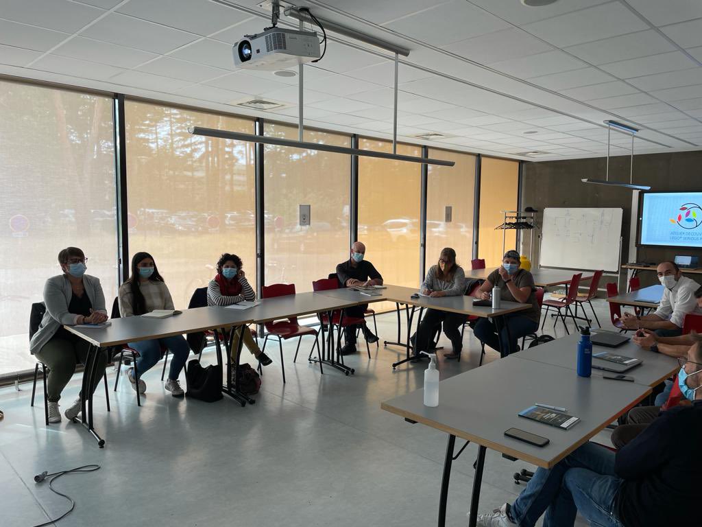 pole_dream's tweet photo. DREAM propose à ses adhérents un groupe de travail "Transport particulaire en lien avec la qualité des eaux" (sous thème 4 du GT Métrologie). Animation Via Del Sogno 👍 https://t.co/e4ziMNu8gH
