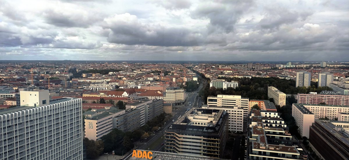 EliSlenders's tweet photo. "Your room is on the 32nd floor." Great way to start my first in-person conference in 1.5y. @PicoQuant #singlemolecule #Berlin Looking forward to the talks and to present our work @VicidominiLab @IITalk  on #SPAD_ffs #FLFS https://t.co/VZdNONVPa1 https://t.co/0Y0O9dhMYa https://t.co/od7GmrWukp