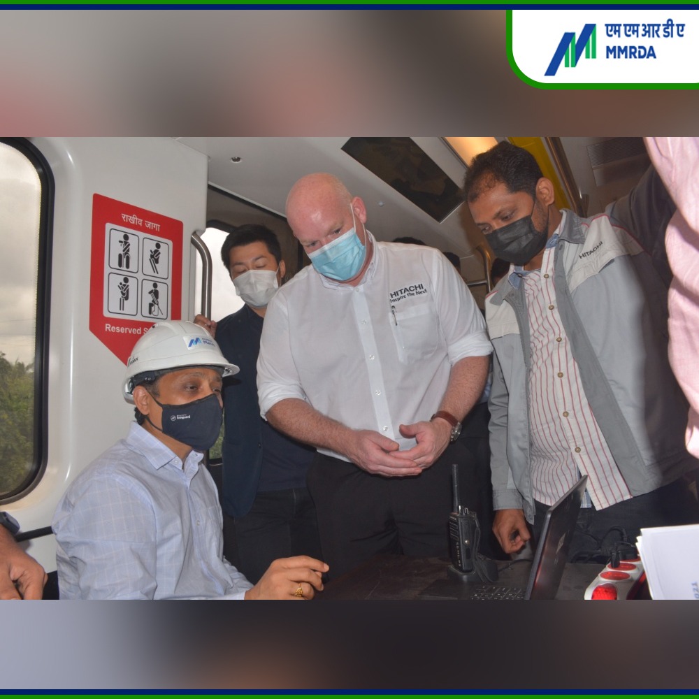 MMRDAOfficial's tweet photo. Mumbai Metro #CatchUpPlan ….
Team MMRDA is ensuring that various aspects of this Mega Project are accelerated.
Today, Shri S.V.R. Srinivas IAS, Metropolitan Commissioner, reviewed the Trial Run with an onboard inspection of the Metro Train trial run & electronic systems. https://t.co/kfImFsICKl