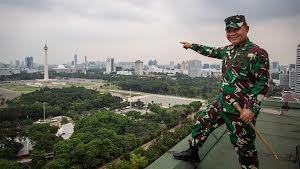 Salut dgn jiwa kepemimpinan pak Dudung dan wajib di acungkan jempol atas kesabarannya menghadapi manusia-manusia super di bumi +62 ini yg sllu berusaha memecah belahkan NKRI #AkuBukanPKI