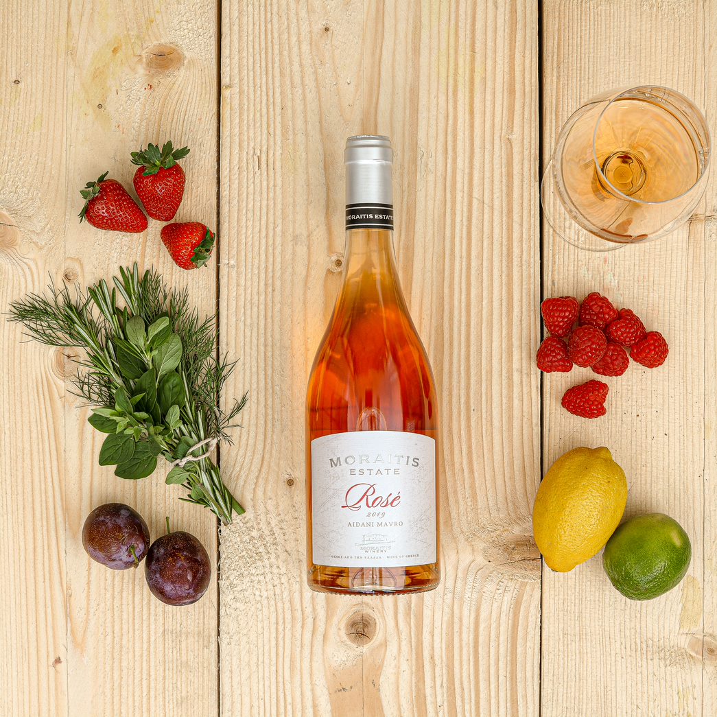 CorelliWines's tweet photo. check out our tasting notes for the Estate Rosé from Moraitis Winery😀🍷🍇#wine #winetime #winelover #winetasting https://t.co/dKHcGRPssP https://t.co/dBTySbXAoq