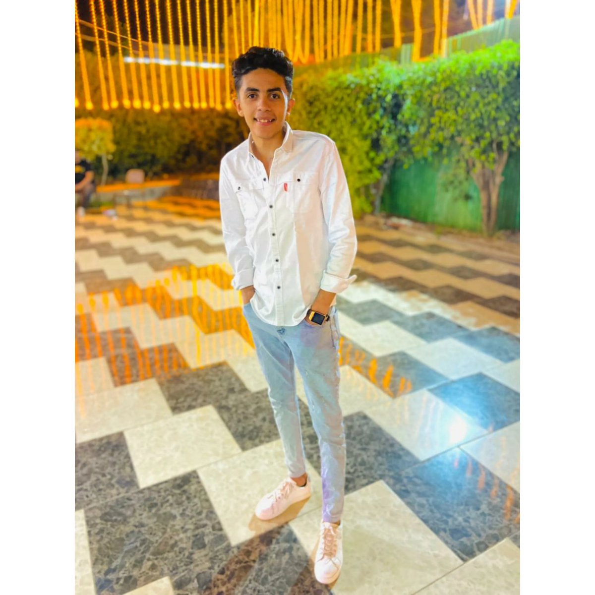 عذرآ نيوتن فانا صاحب جاذبيه النساء 😂🔥