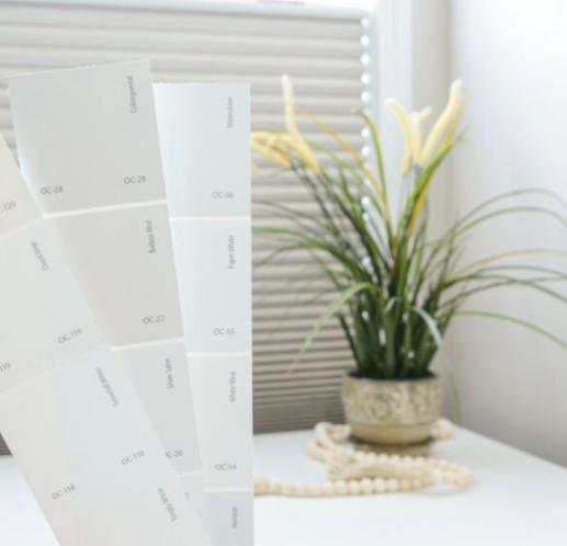 Are you planning on painting?
Thinking you'd like to change your window covering to freshen up and coordinate better?
Pictured here are some of today's trending paint colors with our Honeycomb in H46 - Marcella BLK 3/4"
821 - Pearly Beige.

Give us a call 905-876-9057.