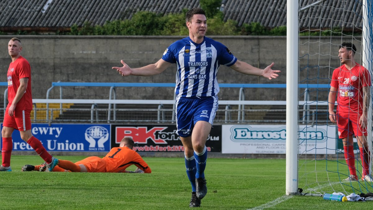 In Sport: <a href="/ncr72/">darren mullen</a> says <a href="/NewryCityAFC/">Newry City AFC</a> side must start doing basics as winless runs extends to four. Read the full report, reaction and ratings from Saturday’s home draw with Dundela in this week’s edition. Out tomorrow. PIC: <a href="/AidanCarroll64/">Aidan Carroll</a> #Soccer #Lough41Champ #NewrySport
