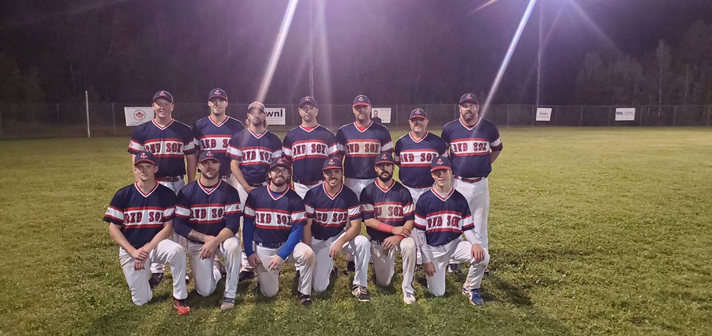 framer2244's tweet photo. Had a fun year with this group of guys. May not have won much but we knew how to have a good time. Until next season boys! https://t.co/U3Mabi3oi6
