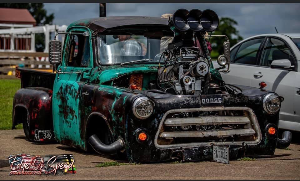 Wesley161Ivey's tweet photo. Love this truck! https://t.co/OSWwPeIg0y