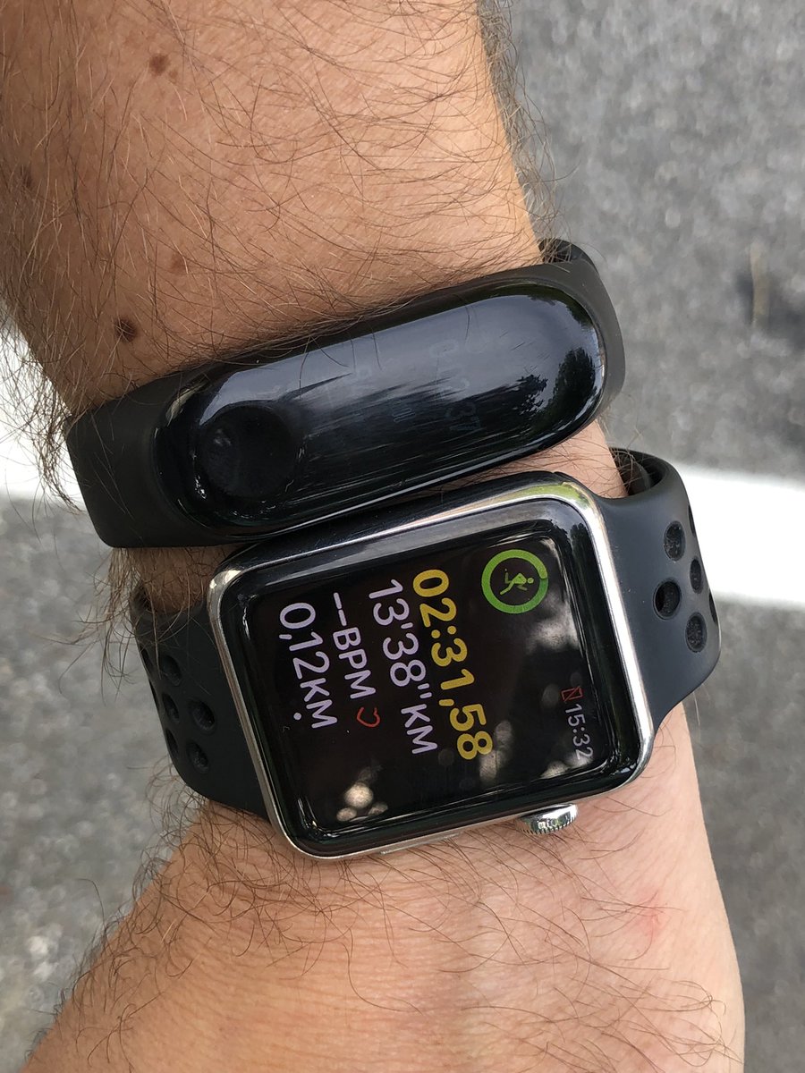 jolladevices's tweet photo. Here's my wrist-reminder: "stop buying MI #craptech"
🧐

#ux is everything https://t.co/EYl2qFnBON