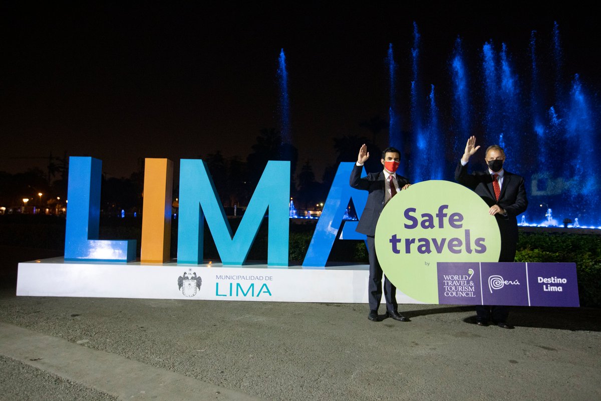 MuniLima's tweet photo. 🙌 ¡Lima recibió el sello internacional Safe Travels por parte del @MINCETUR! Este reconocimiento convierte a la ciudad en un destino bioseguro, permitiendo así contribuir con la reactivación económica del sector. 💪
📌 Entérate más en: ▶️ https://t.co/CWGx8rLL0z https://t.co/Yi6sF8iQiQ