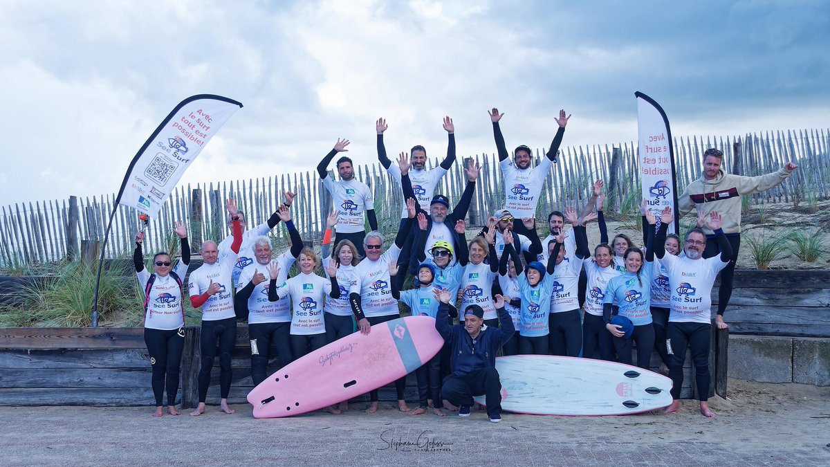 SeeSurf33's tweet photo. Merci à toutes et à tous pour cette magnifique année pour nos actions au profit de nos bénéficiaires déficients visuels avec le Surf tout est possible😘🥰 @matmut @CFiduciaire @UNADEV_France @lacanausurfclub @villelacanau #aveclesurftoutestpossible https://t.co/RHXTiAQcoH