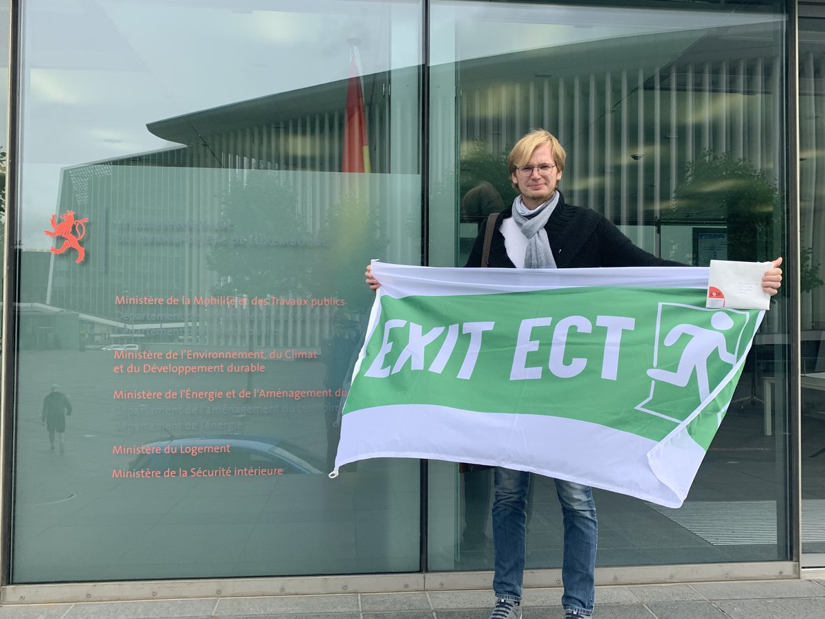 Act4Solidarity's tweet photo. We're with 400+ other organisations calling on the #EU and member states to: 
- leave the #EnergyCharterTreaty by #COP26 
- stop pushing its expansion to the Global South

Joint statement delivered today to @ClaudeTurmes 👉https://t.co/k0TQ2KKFFD

#NoECT https://t.co/l8skgQhnMe