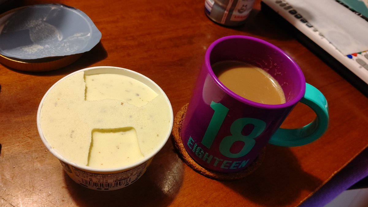 awabi321's tweet photo. 今日の〆
アイスに甘酒
アイスはスーパーカップエッセル バナナチョコチップ meiji
甘酒は千葉産 アイスと甘酒は👍
ごちそう様です😋 https://t.co/FSciR9ufQi