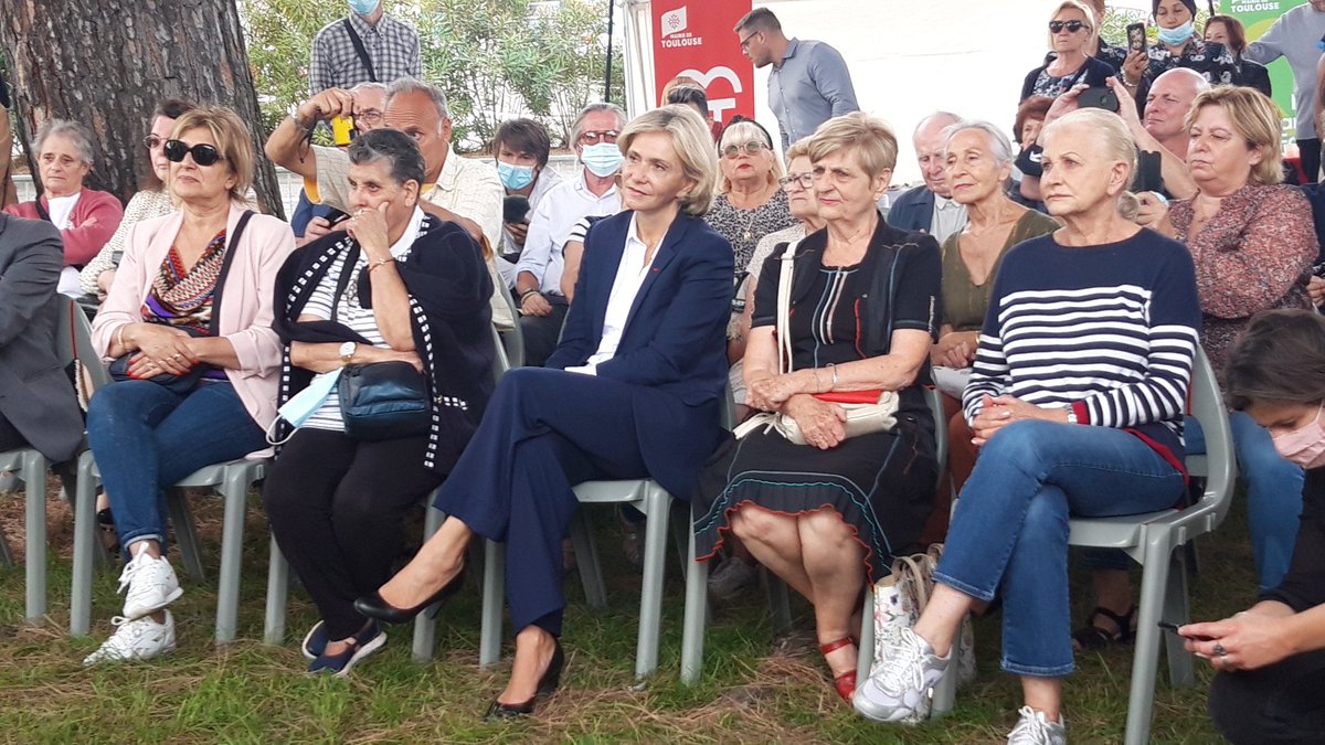 SoyonsLibres's tweet image. &quot;Jacques Chirac aimait profondément la France et les Français. Il a su les rassembler et les reconcilier.&quot;

@vpecresse est à Toulouse pour le baptême de l&apos;avenue Jacques Chirac aux côtés de sa fille Claude Chirac, du maire @jlmoudenc et de @LArribage.