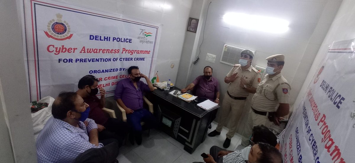 Cyber Awareness Program organised in Mandir Marg with the help of Gole Market Welfare Association. <a href="/PMOIndia/">PMO India</a> <a href="/HMOIndia/">गृहमंत्री कार्यालय, HMO India</a> <a href="/LtGovDelhi/">LG Delhi</a> <a href="/CPDelhi/">CP Delhi #DilKiPolice</a> #dcpnewdelhi #delhipolice  #TakingOnCorona #WearAMask #WeCareWeDare
#alwaysonduty #cyber #CyberSecMonth