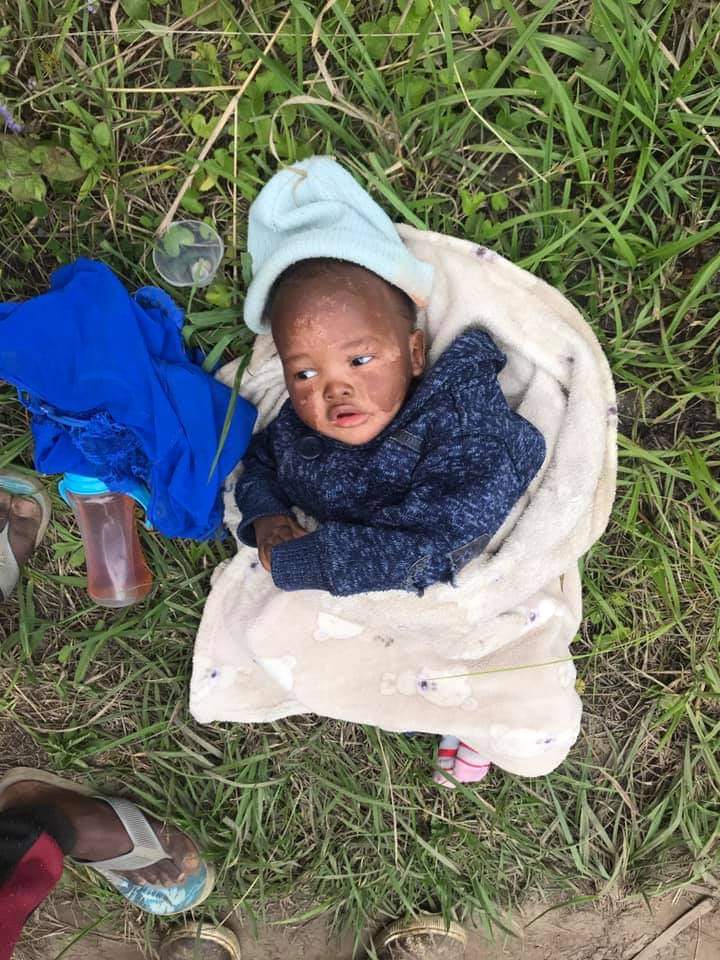 Can you please retweet this until he gets help <a href="/SAPoliceService/">SA Police Service 🇿🇦</a> #rosemaryndlovu #Ramaphosa #SkeemSaam #MyPersonGotMarriedKaWeekend      #PrivateProperty