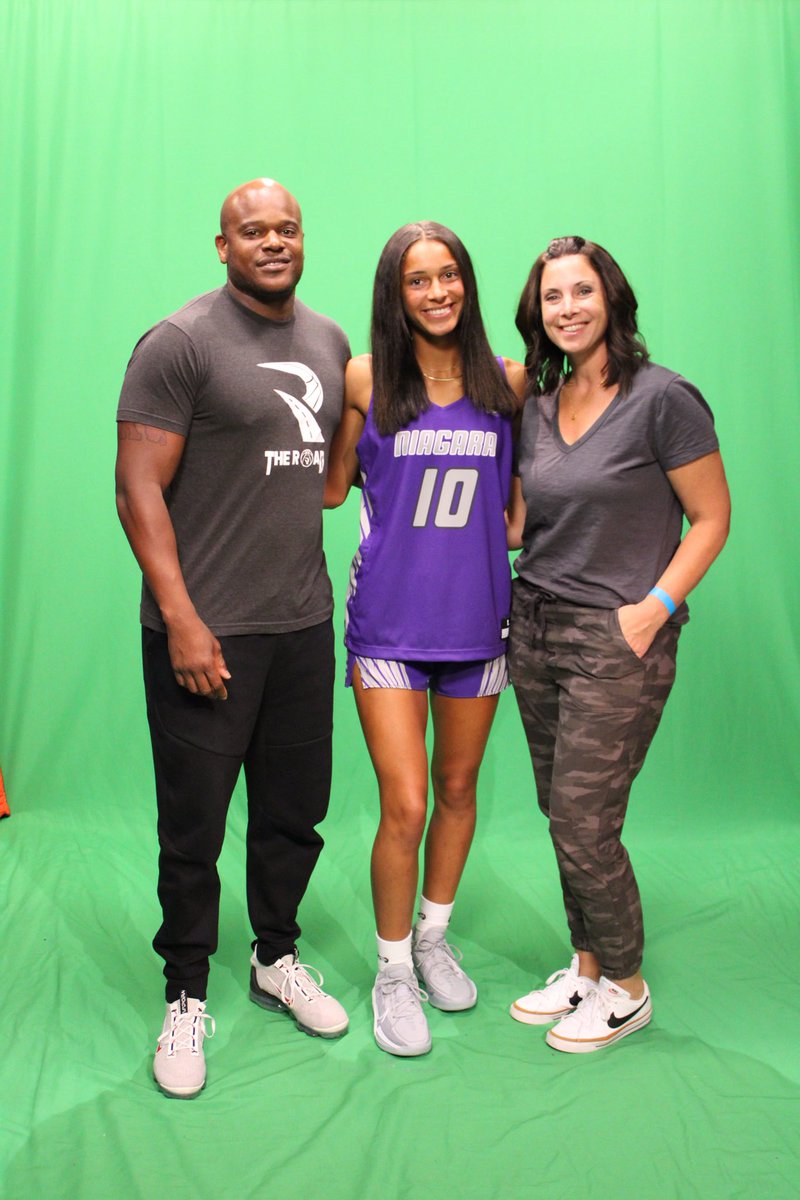 CoreyD2For1's tweet photo. Purple Eagle Gang!
@mardickersonn ….
SO HAPPY with my girls decision!
🟣🦅 🏀
#NightMar #NiagaraWBB
#CDRams #TeamPa #TheRoad
@cdladyrams @TheRoadPrepAca1 @TEAMPAHOOPS https://t.co/KUwNoaKxjh
