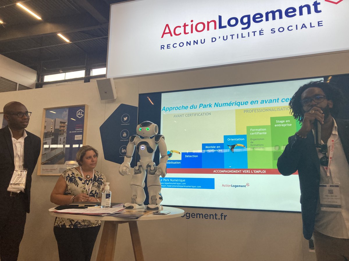 ActionLogement's tweet photo. [#CongrèsHLM]📍#SurleStandAL L’Outre-Mer, laboratoire de l’innovation durable. Des partenariats constructifs pour améliorer la qualité de vie des locataires de nos résidences. #CERQUAL #LAKOUDIGITAL #innovationsociale https://t.co/J6wbxBuVsB